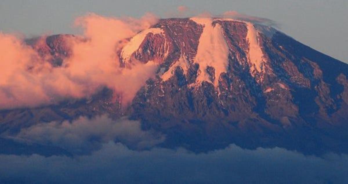 Los maasai denominan al Kilimanjaro &quot;Ol Doinyo Ibor&quot;, la Montaña Blanca.
