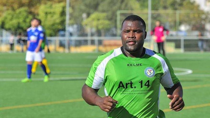 Un equipo africano de Jerez lucirá en la camiseta los insultos que recibe