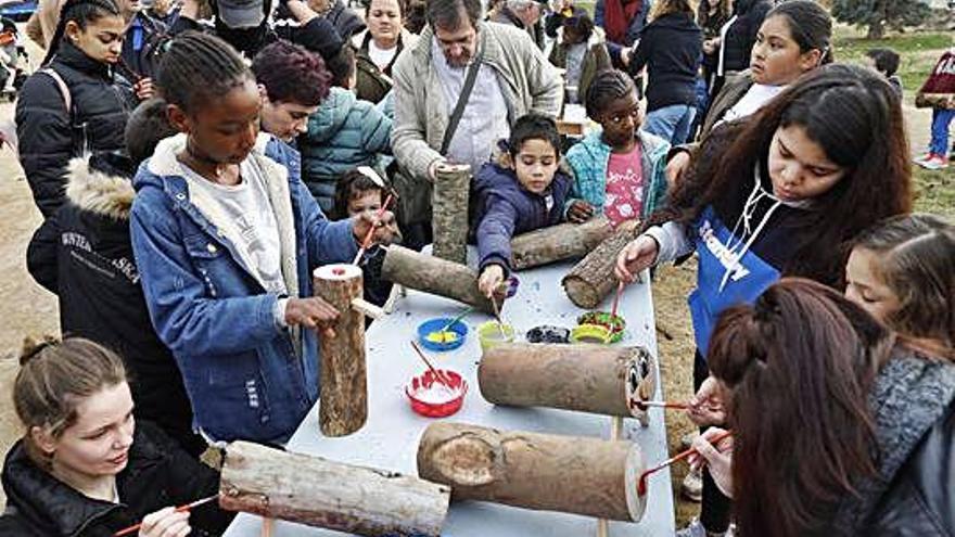 Girona La Festa del Tió omple Can Gibert del Pla