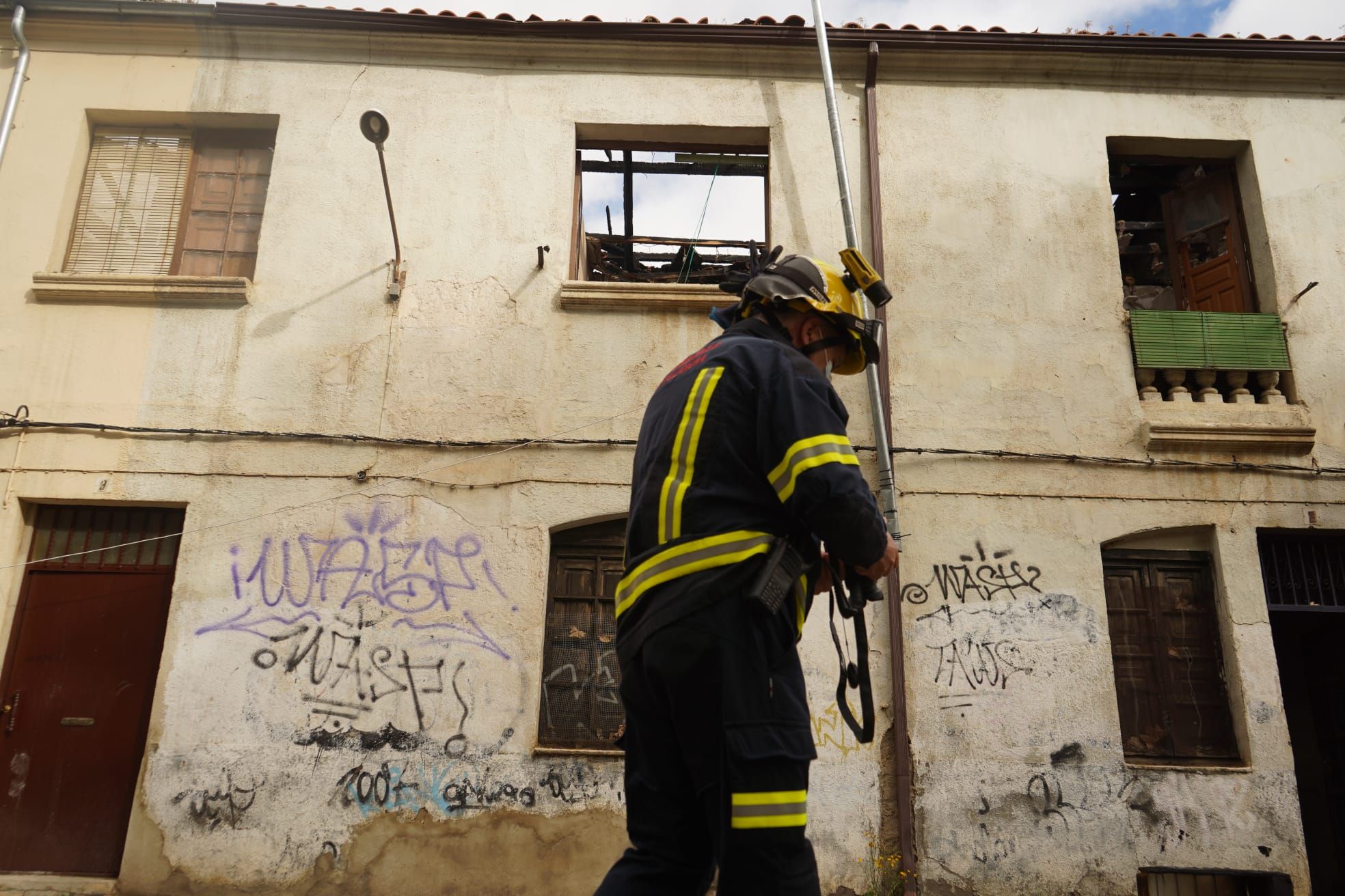 GALERÍA | Así ha quedado la vieja casa incendiada en Zamora capital