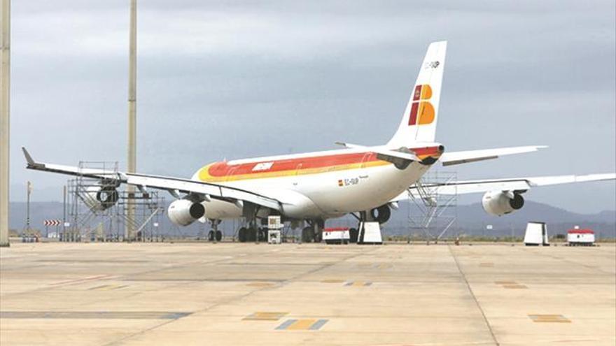 El aeropuerto de Castellón prepara su nueva escuela de pilotos