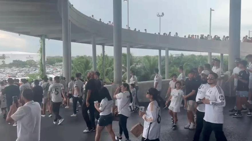 Ni en Miami se olvidan del Barça. Esto es lo que cantaron los aficionados del Real Madrid...