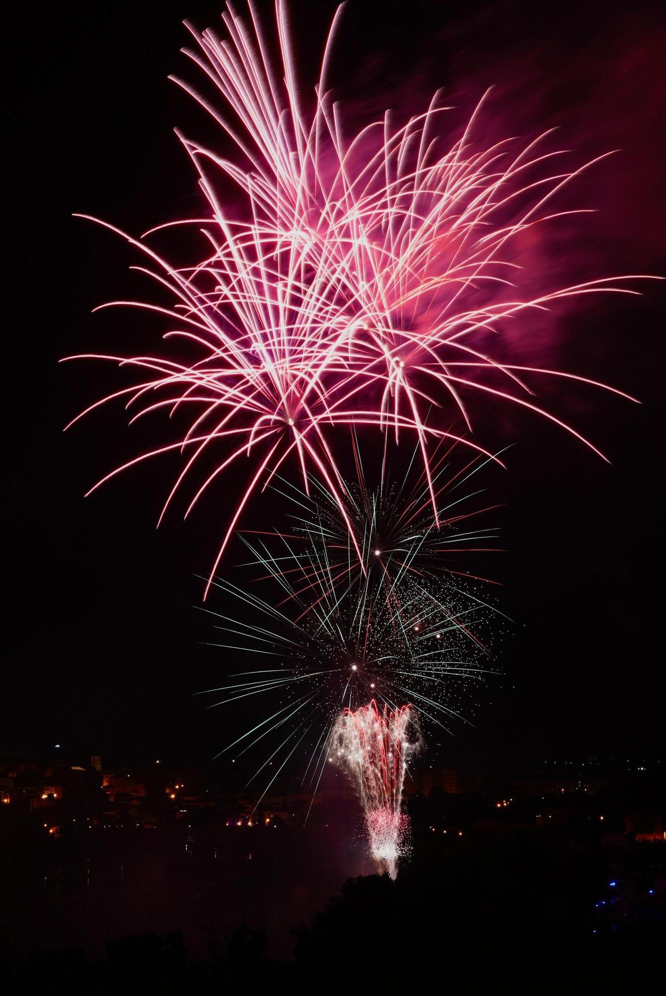 Castillo de fuegos artificiales. Fin de las Fiestas de San Pedro 2025 en Zamora.