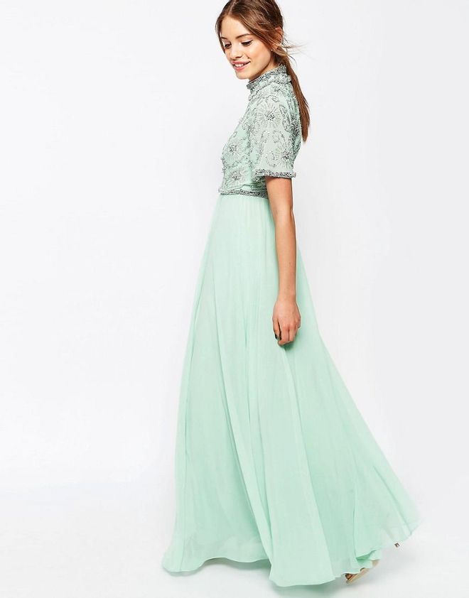 Vestido verde con pedrería, Asos