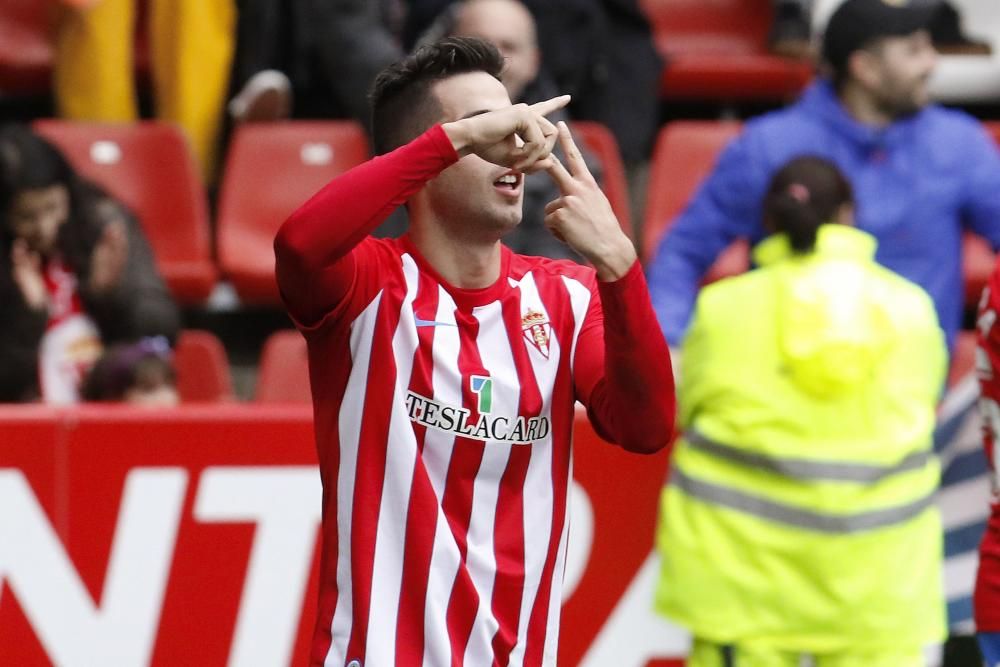 El partido entre el Real Sporting y el Numancia, en imágenes