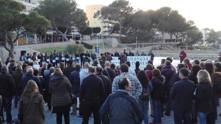 El Ayuntamiento de Calvià y el Govern convocan concentraciones de silencio por la mujer asesinada