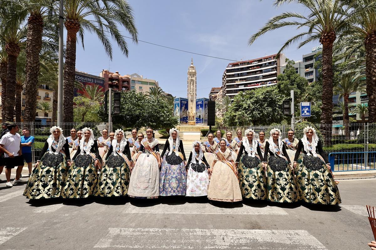 La corte desembarca en la mascletà del 22 de junio en Alicante La corte desembarca en la mascletà del 22 de junio en Alicante