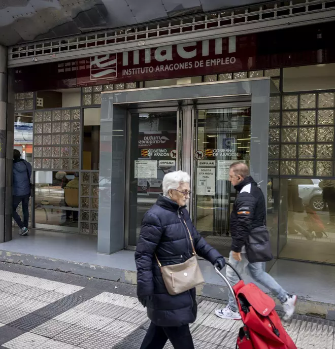 Aragón ante la paradoja del empleo: este es el perfil de los 49.000 parados en un mercado con escasez de mano de obra