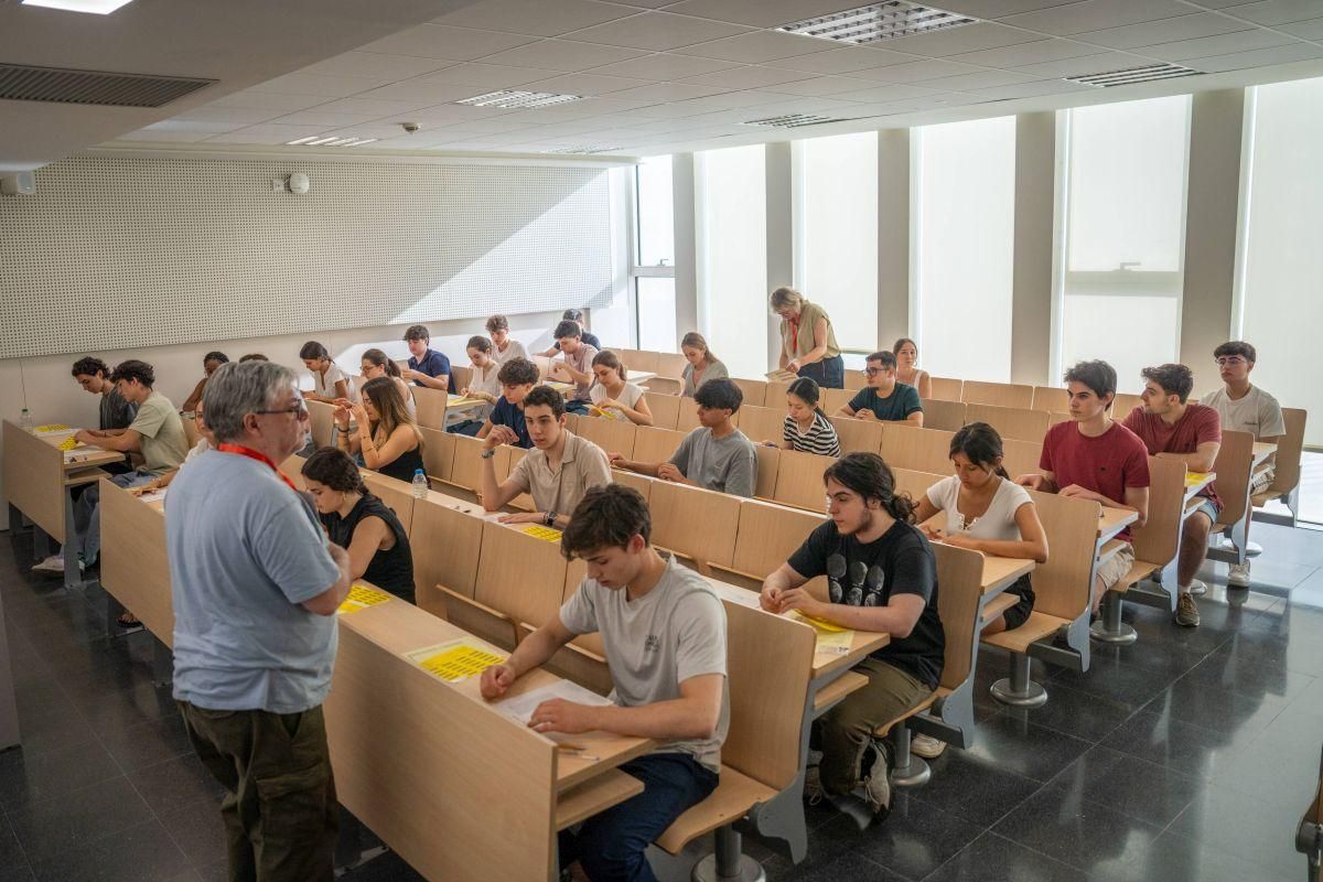 Primer exámen de las PAU en la Facultat de Dret de la UB