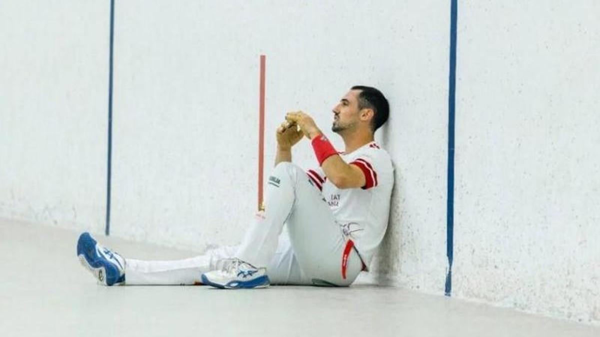 Giner, amb una lesión acreditada pels serveis mèdics.