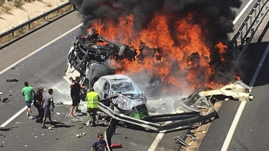 Crecen un 12% las muertes en las carreteras.