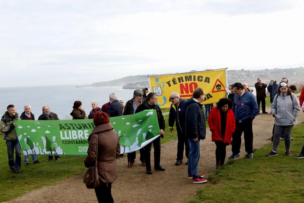 Manifestación "Asturies, un futuro sin carbón" de colectivos ecologistas.