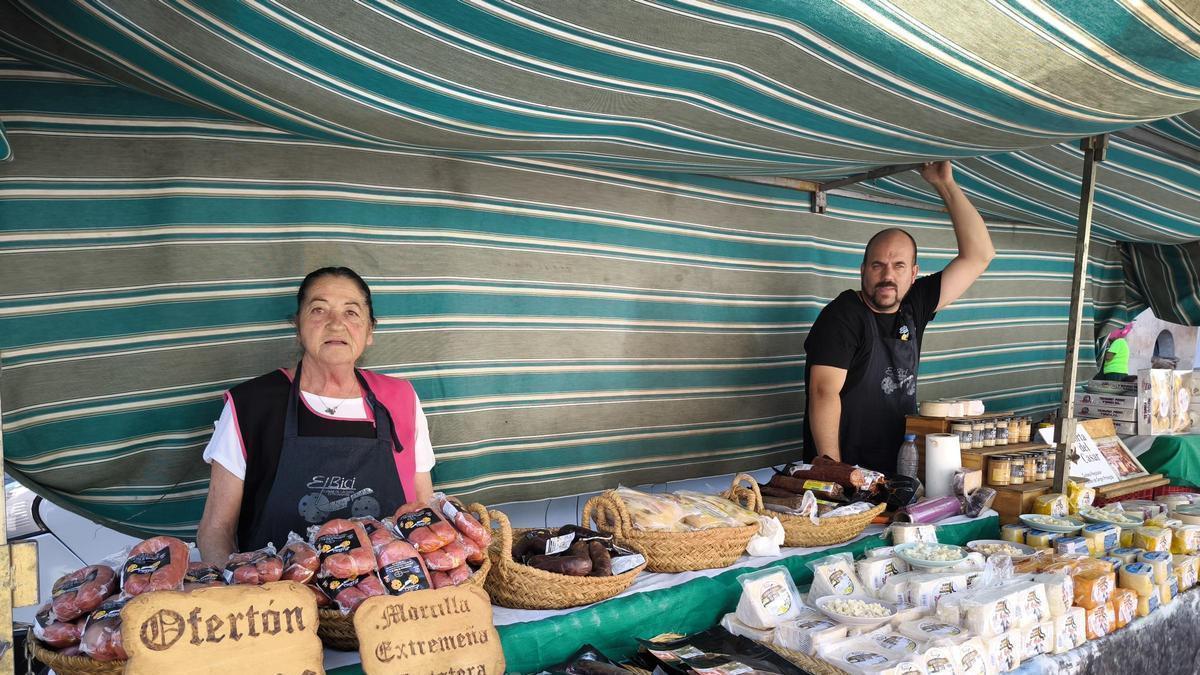 Galería | Así es el mercado artesanal de Valverde del Fresno