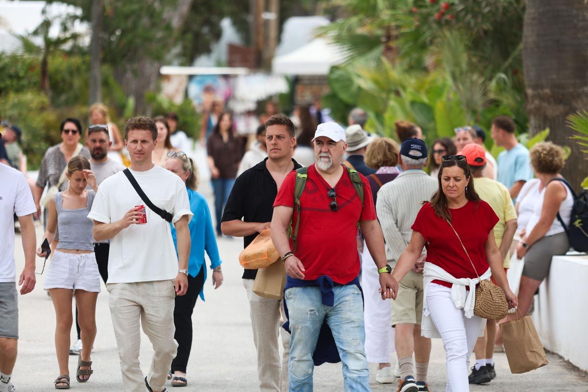 Galería: Todas las imágenes de la apertura del Mercadillo de Punta Arabí