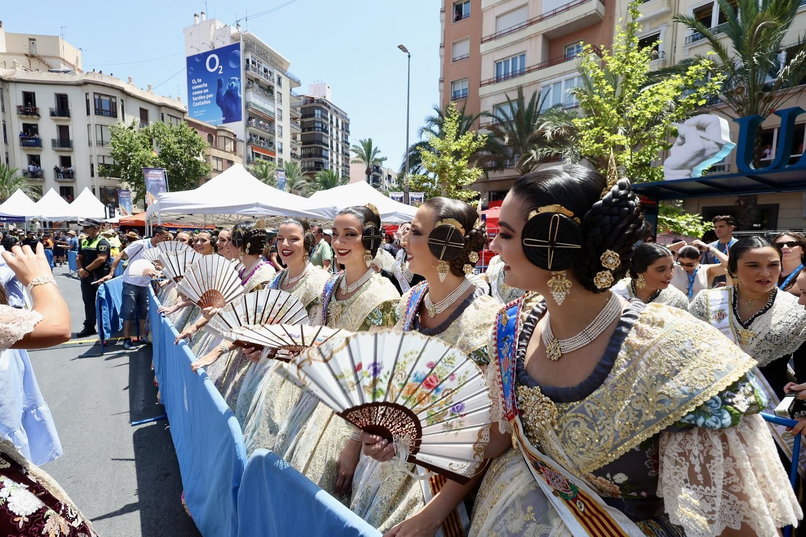 Mascletà del 22 de junio. Llega la corte mayor