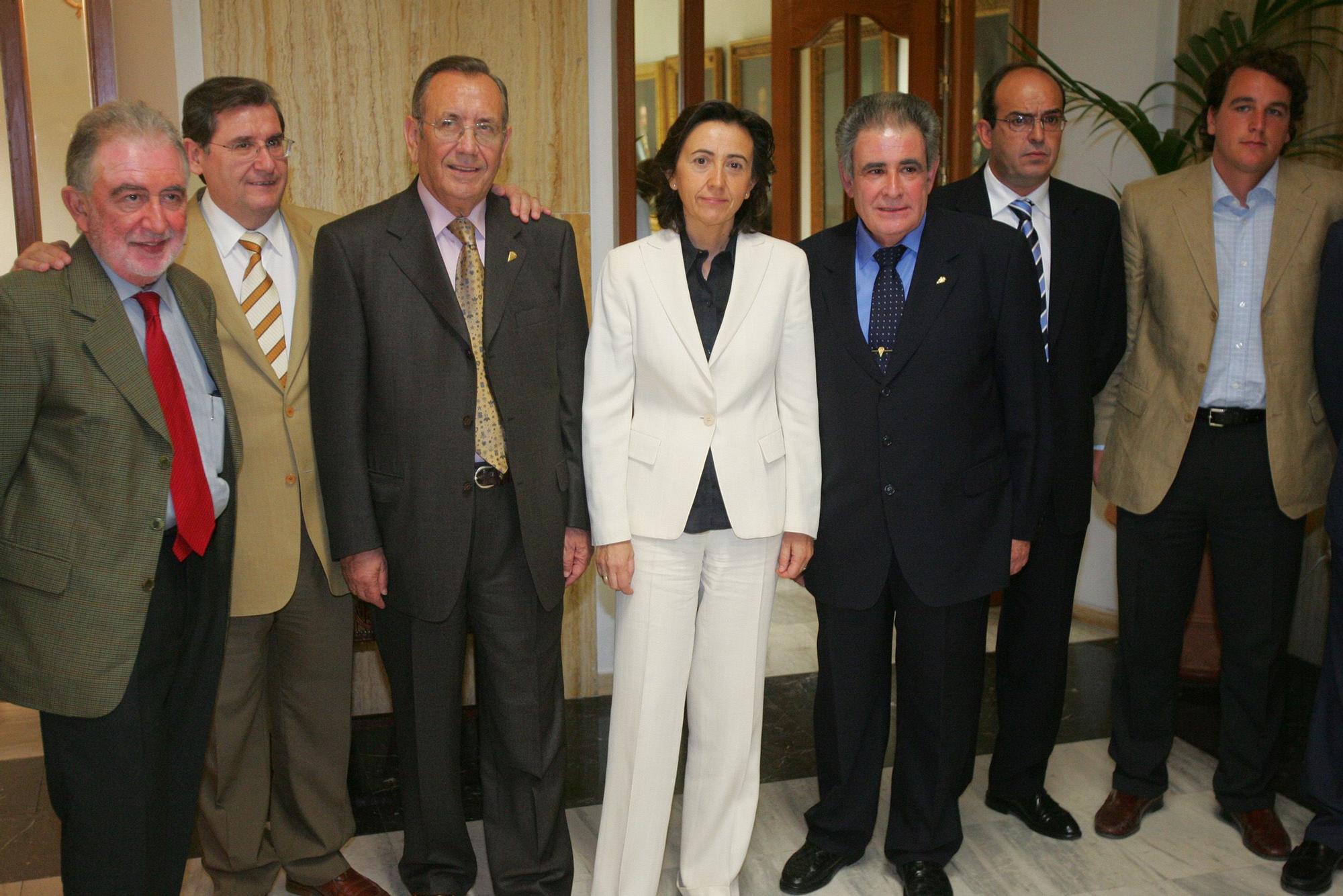 2006 Recibiendo al consejo de administraci�n del C�rdoba CF.jpg