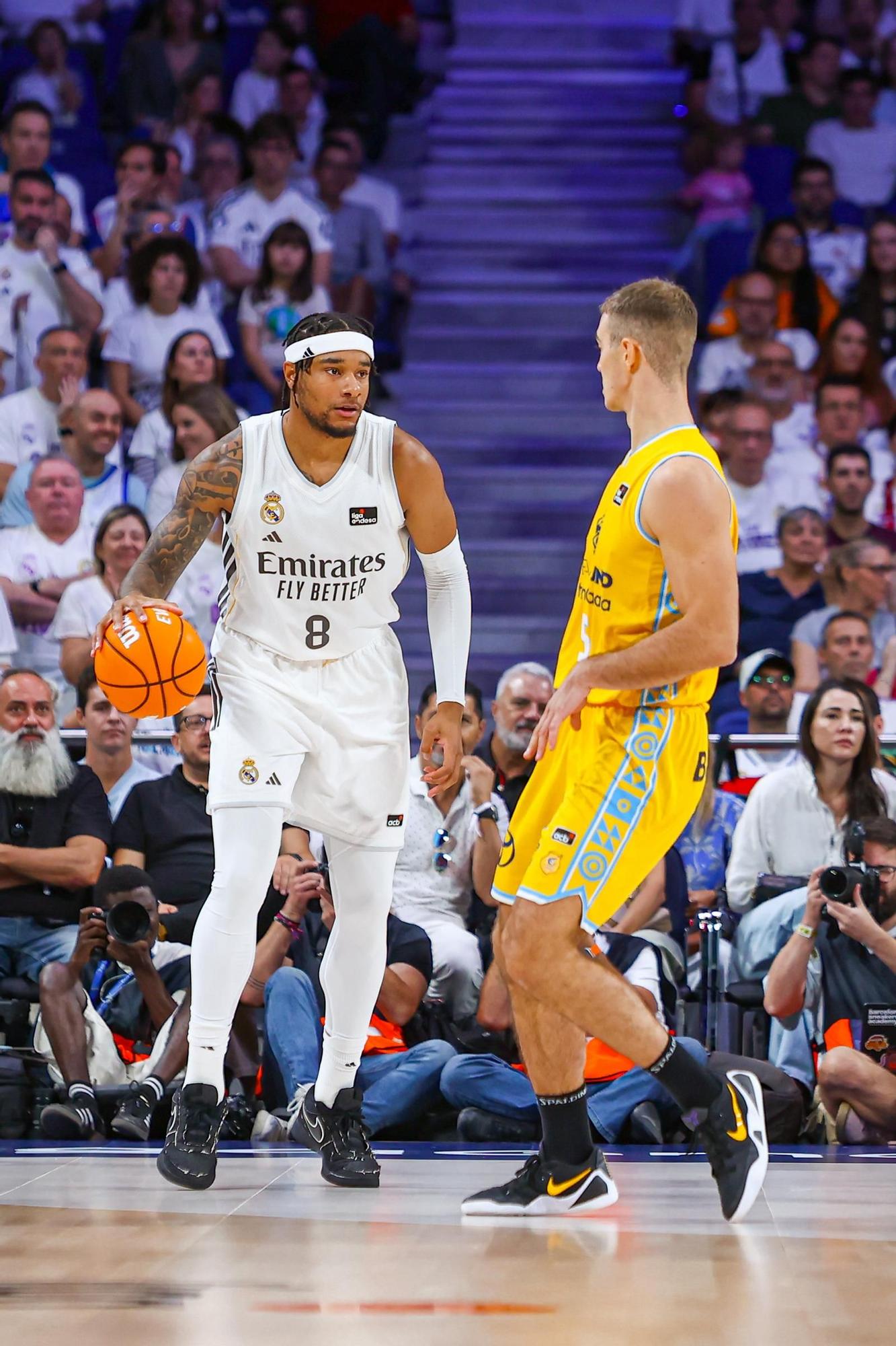 Galería del debut liguero del CB Gran Canaria ante el Real Madrid