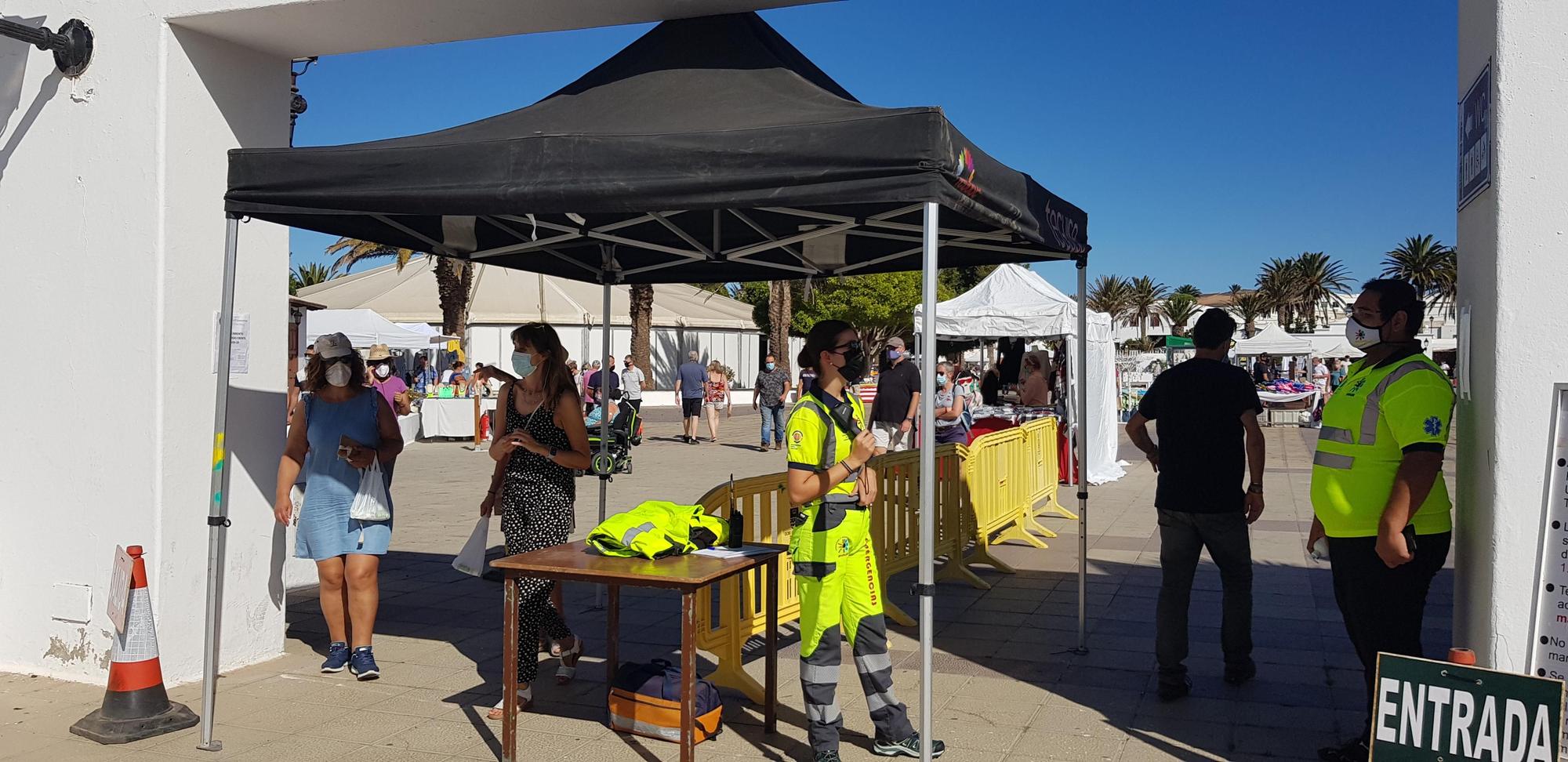 El Mercadillo de Teguise reabre en la Plaza de La Mareta