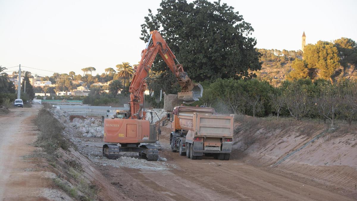 Obras del canal interceptor para evitar inundaciones de Alzira