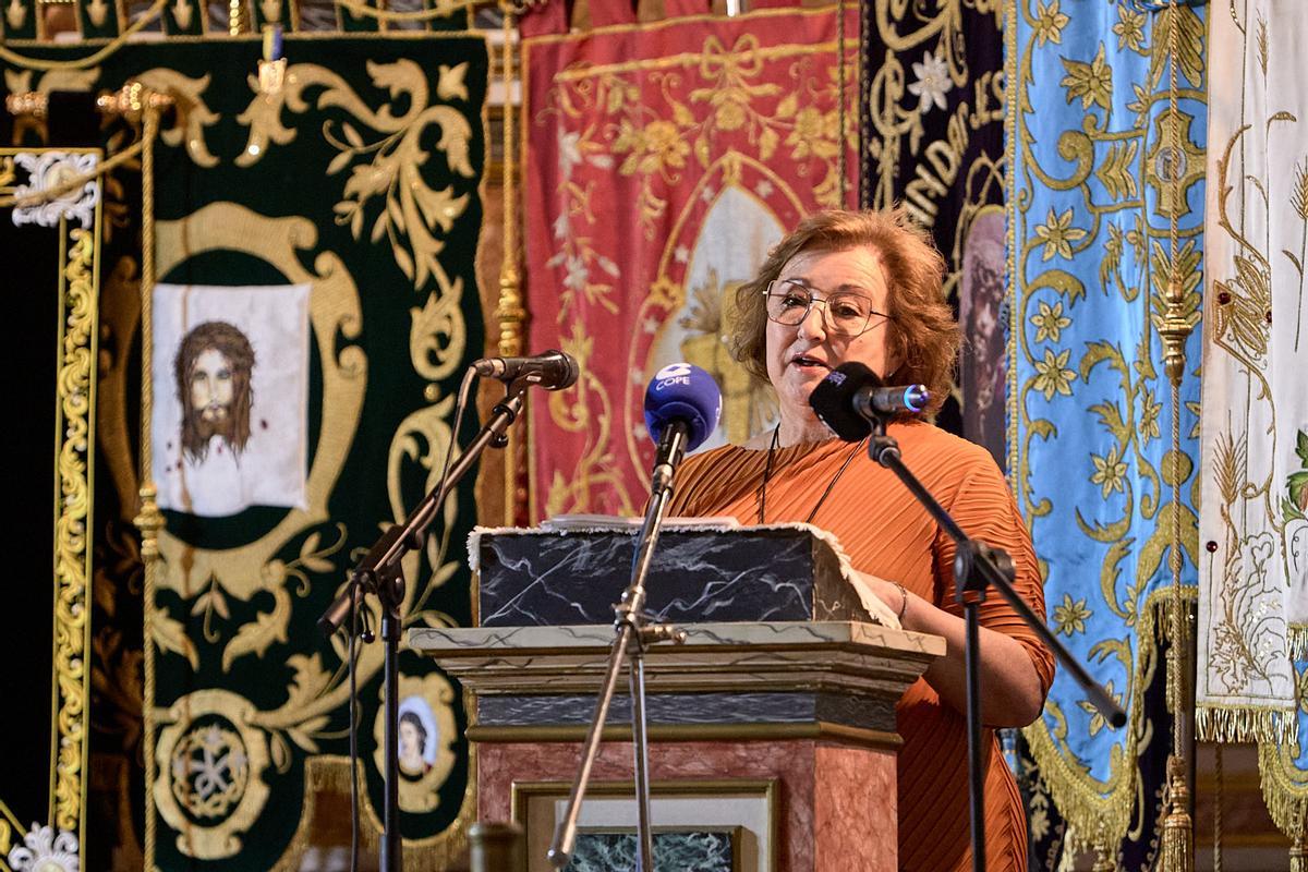 AMPARO ESTELLÉS RODRIGUEZ, Pregonera de la Setmana Santa de Gandia any 2025