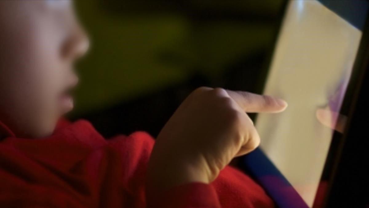 Imagen de Interpol sobre las víctimas de la pornografía infantil