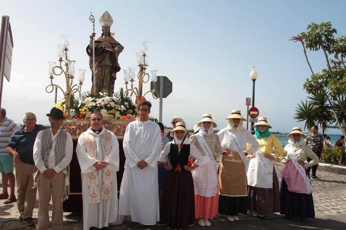 Arrecife se llena de folclore y tradición