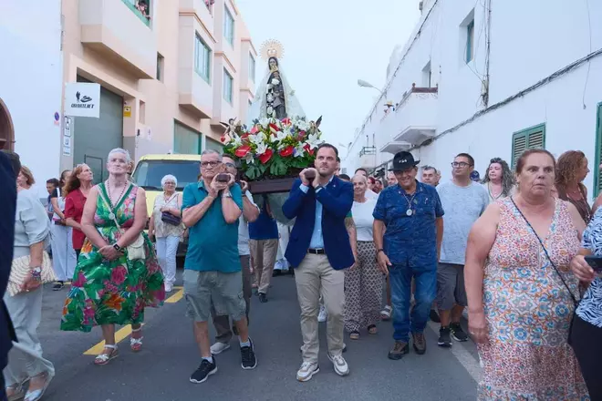 Misa y procesión de la Virgen del Carmen en Valterra (Arrecife)