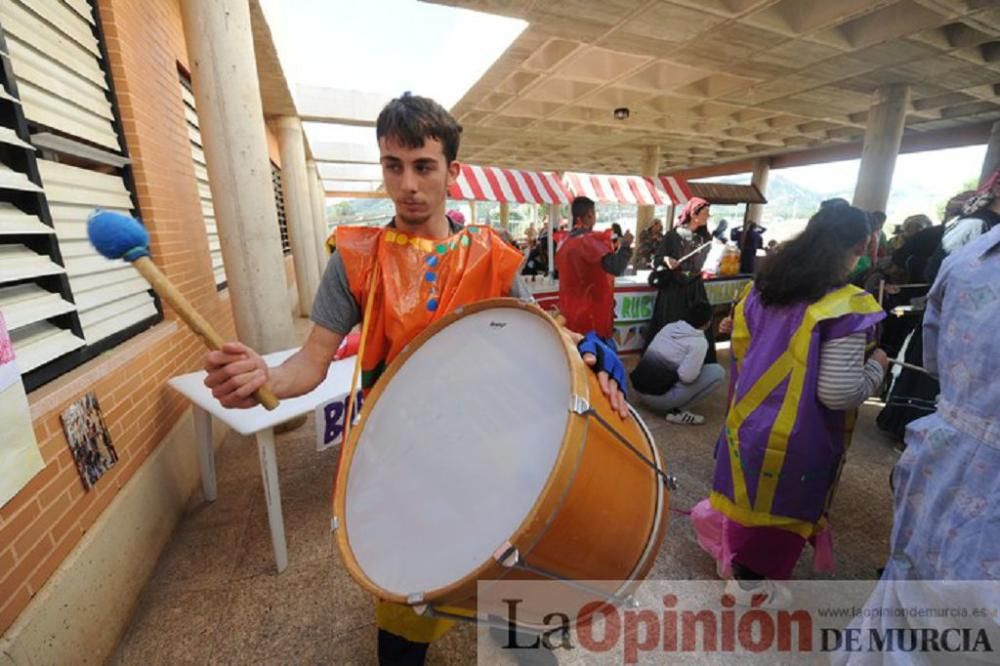 Los tambores de Moratalla llegan al colegio Primitiva López