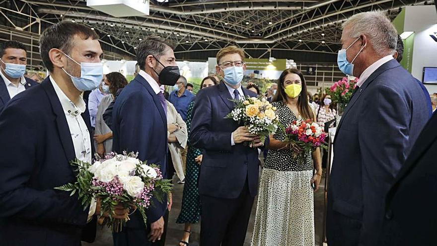 Ximo Puig y Mireia Mollà, ayer, en Feria València. | J.M. LÓPEZ