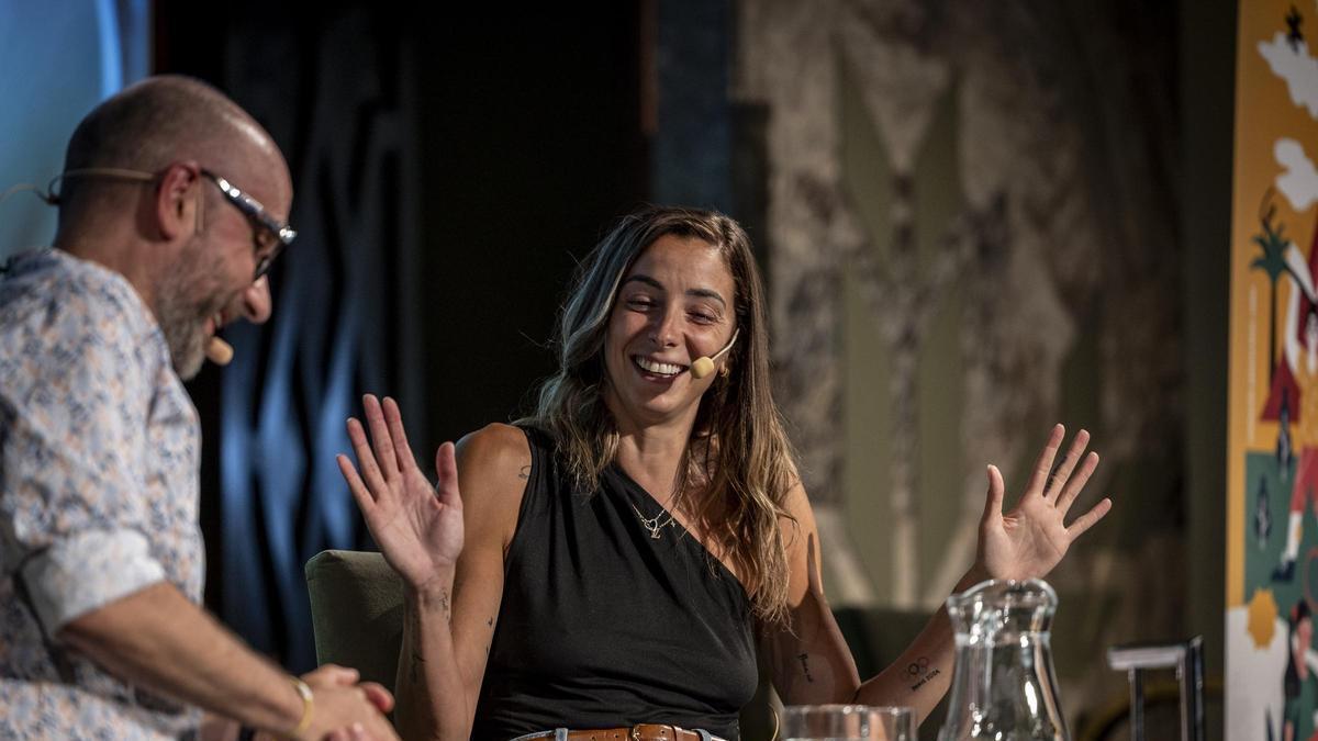 Mariona Ortiz, durante el coloquio con Luis Rabanaque
