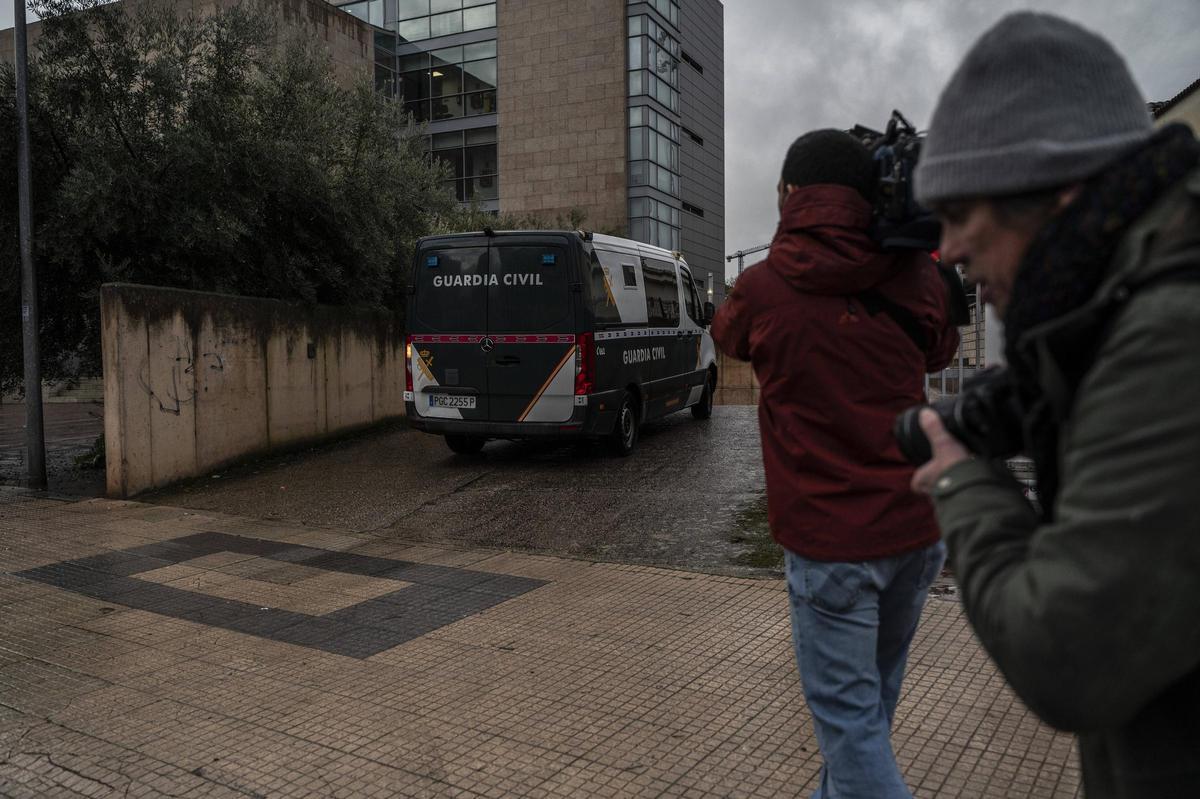 Fotogalería | El entrenador de fútbol detenido en Badajoz pasa a disposición judicial