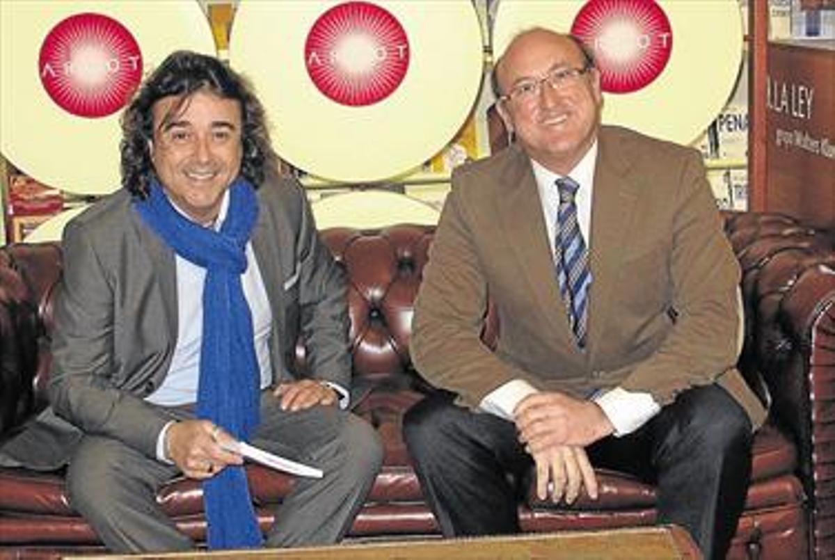 CONRADO FONT PRESENTA OBRA EN LA LIBRERÍA ARGOT