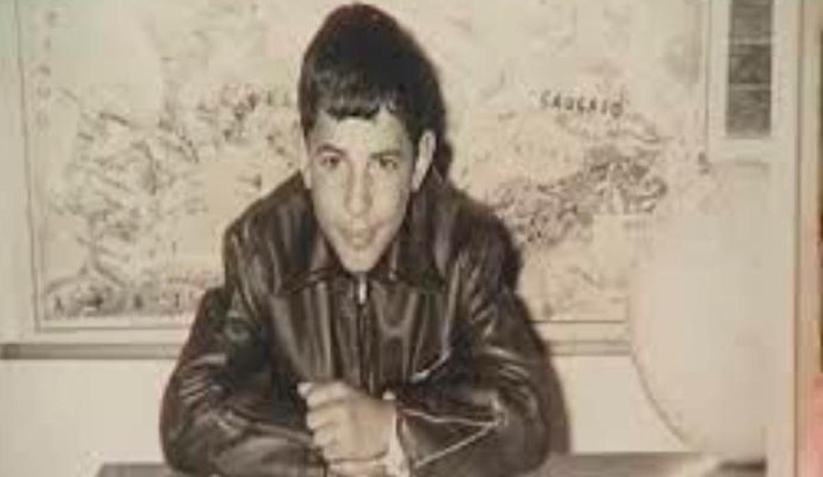 Alberto en una de las fotografías realizadas en el colegio de San Bartolomé antes de desaparecer.