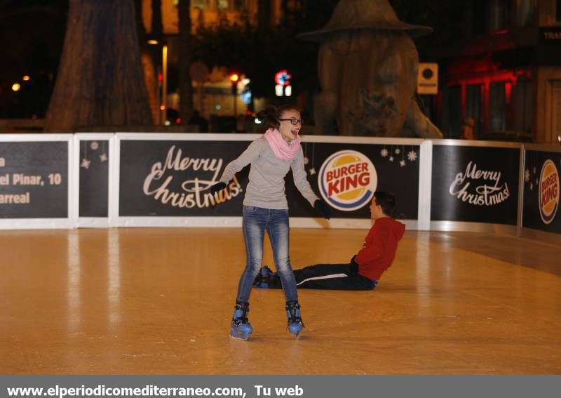 Galería de fotos --  Castellón sobre hielo en Navidad