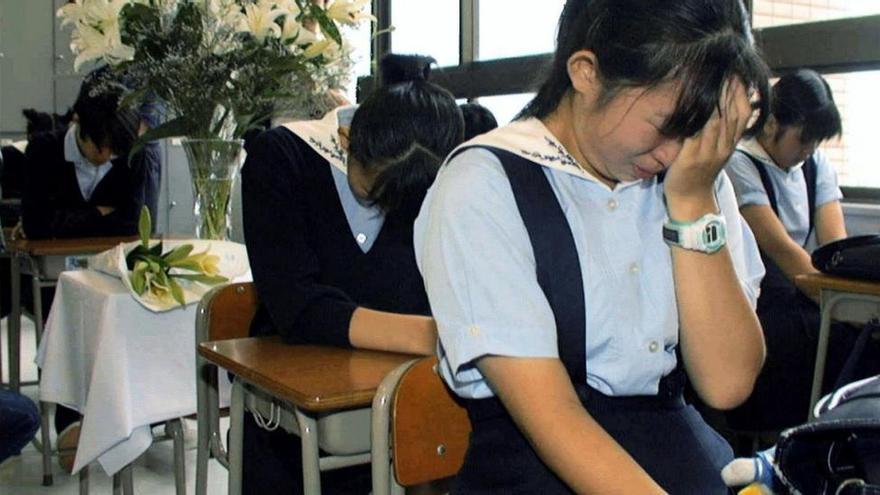 Una joven japonesa demanda a su cole por obligarla a teñirse el pelo