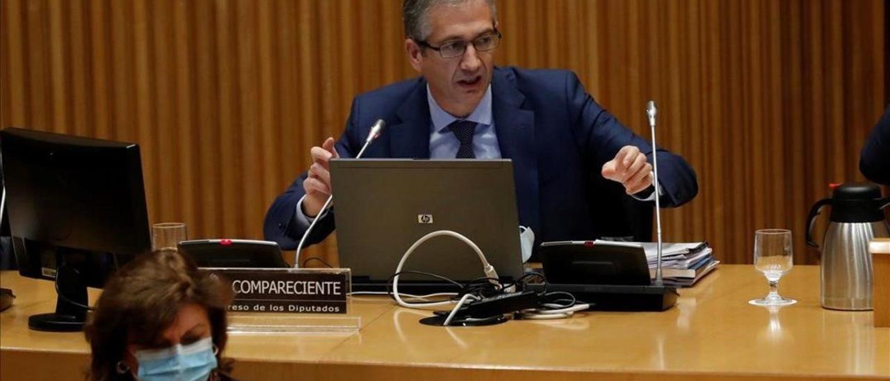 El gobernador del Banco de España, Pablo Hernández de Cos, en la Comisión de Asuntos Económicos del Congreso, en una imagen de archivo.