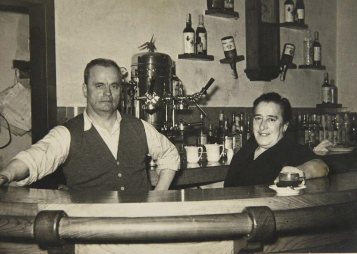 El Cartero, un centenario de culines y mucha historia