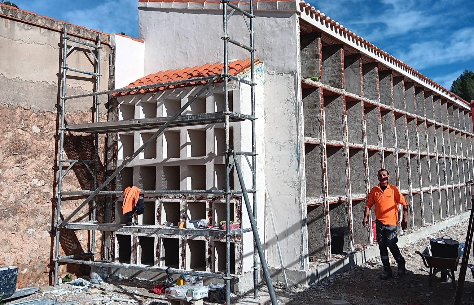 La obra implicará el traslado en las próximas semanas de 40 nichos desde la zona antigua.