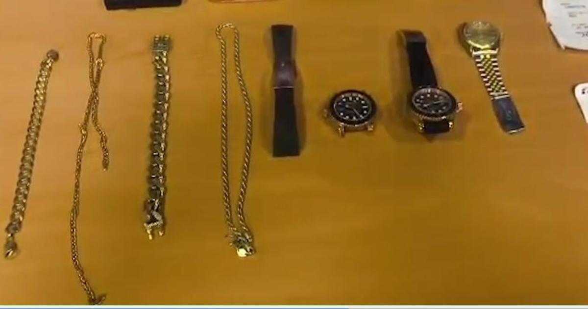 Joyas y relojes recuperados por la Policía Nacional