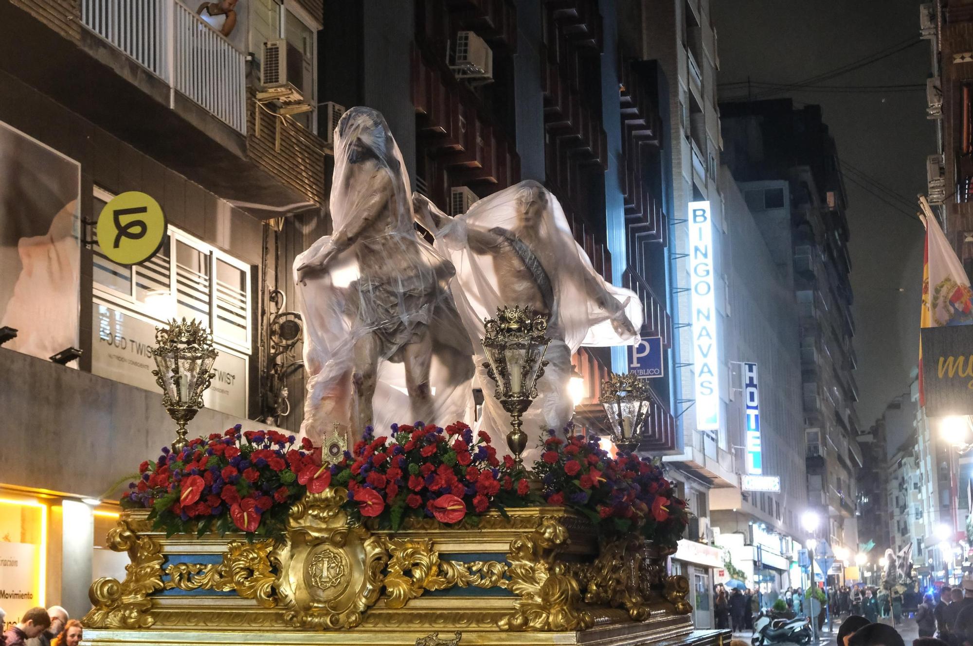 Así han sido las procesiones de la tarde de Domingo de Ramos en Alicante