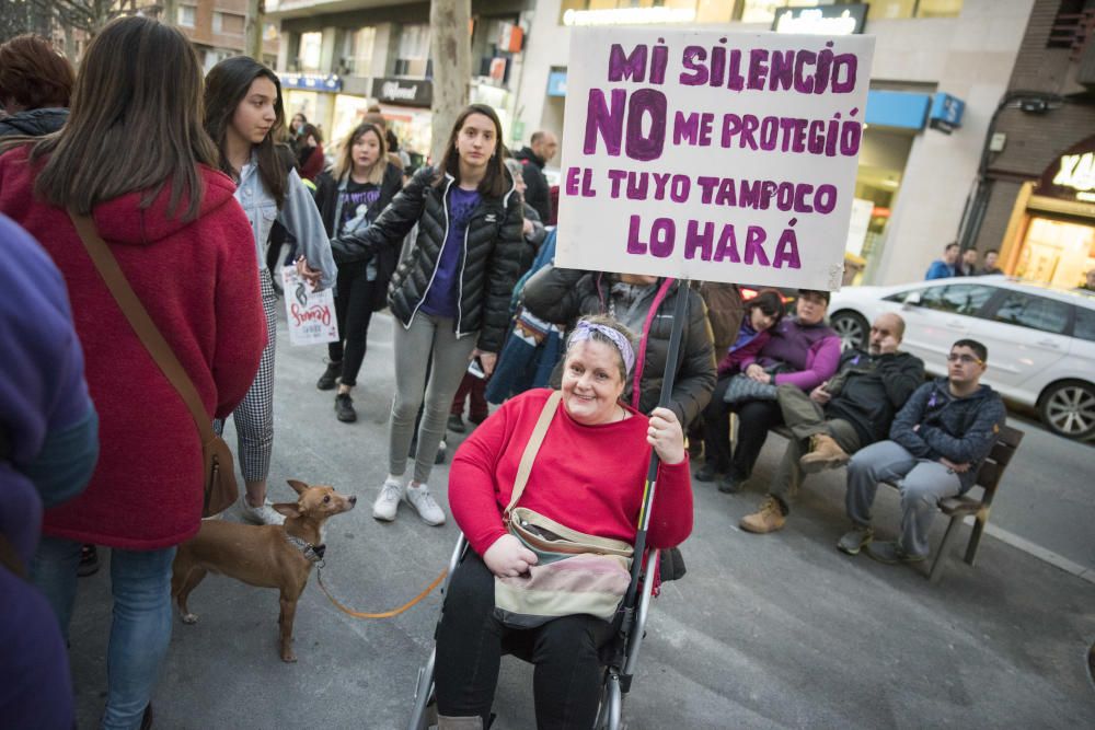 Manifestació 8-M a Manresa