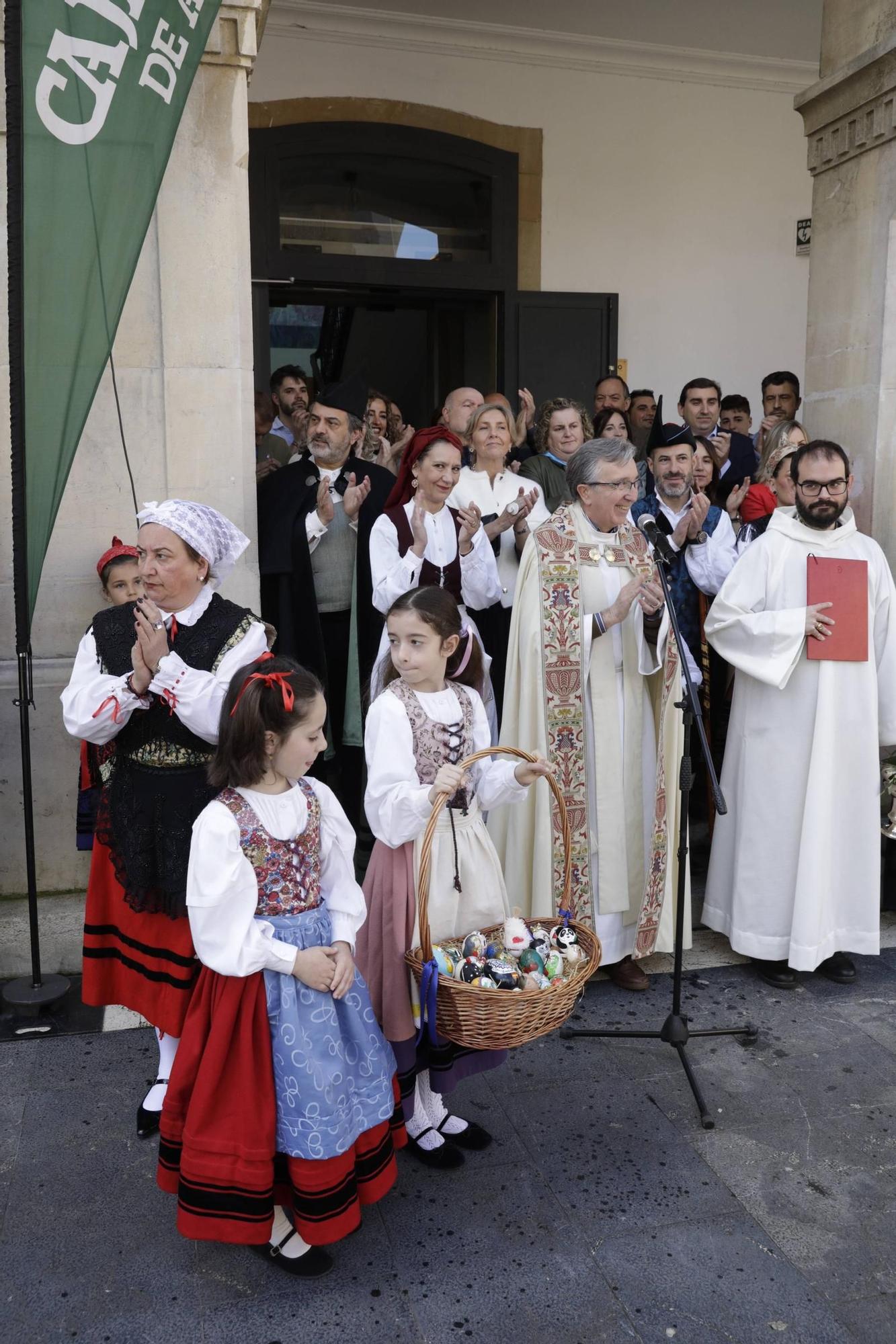 Los Güevos Pintos de la Pola, en imágenes