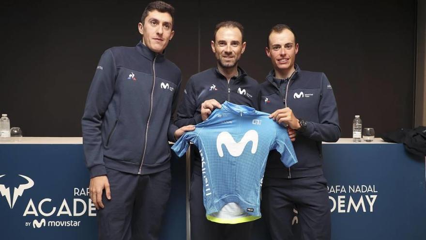 Marc Soler, Alejandro Valverde y Enric Mas, ayer en la presentación en Mallorca.