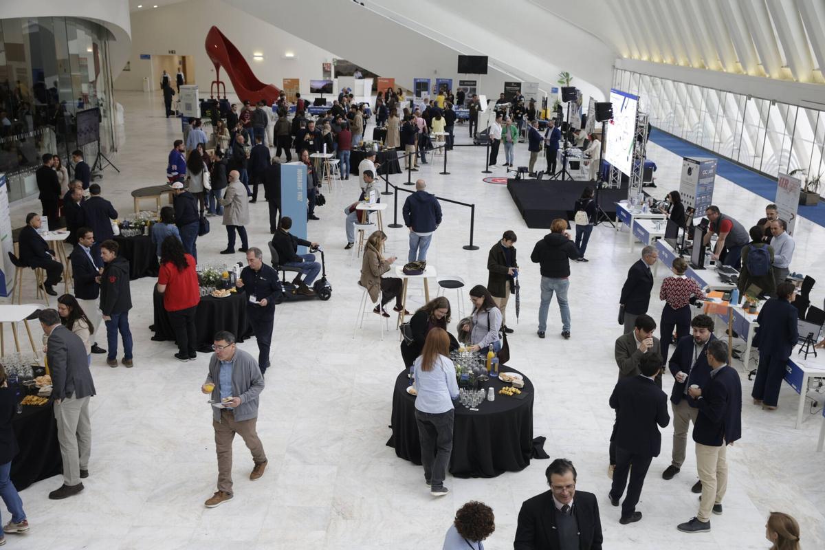 Asistentes al Foro Asturias Digital en el Palacio de Exposiciones y Congresos de Oviedo.