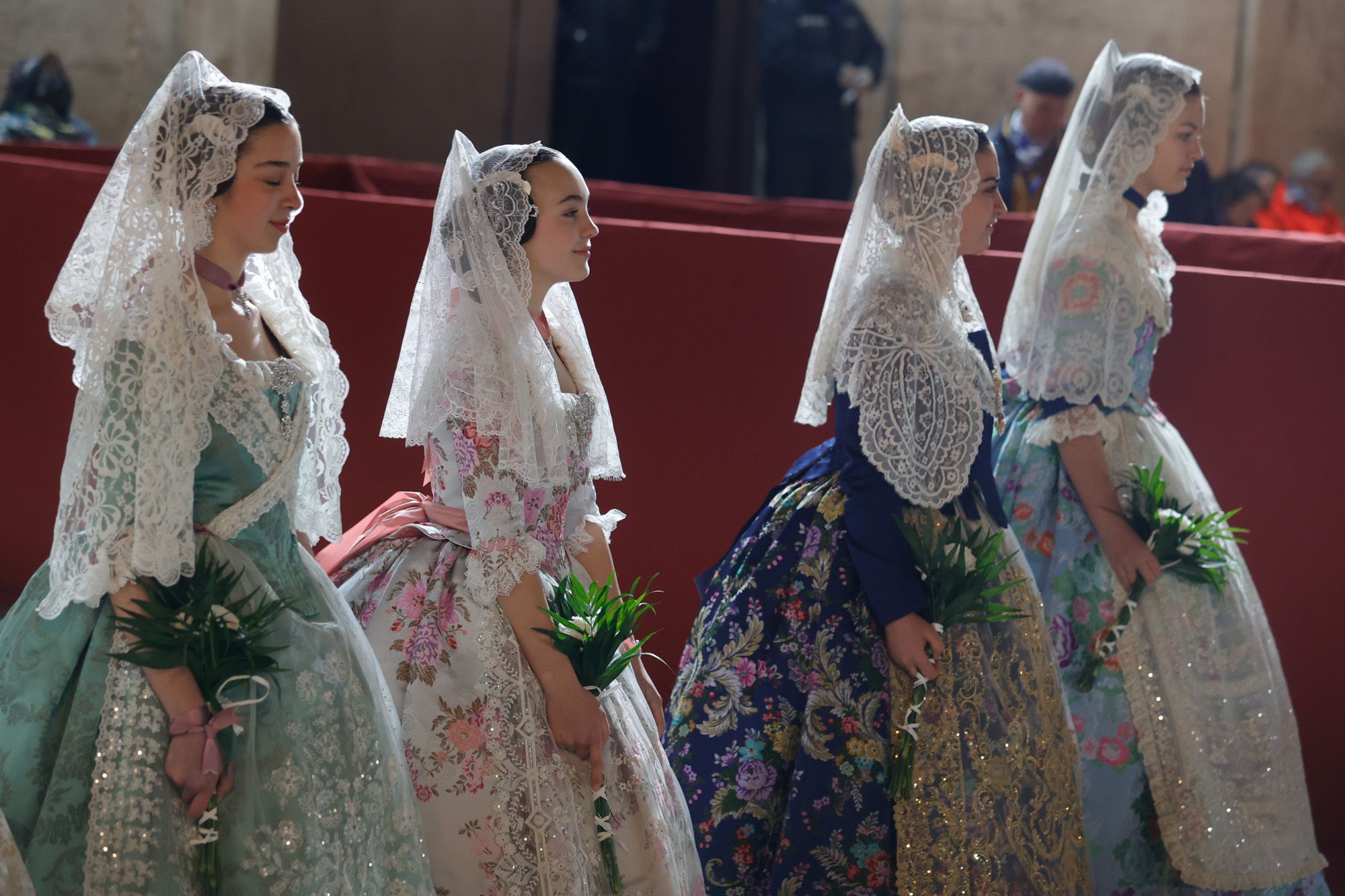 Todas las fotos de la Ofrenda del 17 de marzo por la calle San Vicente de 20:00 a 21:00 horas