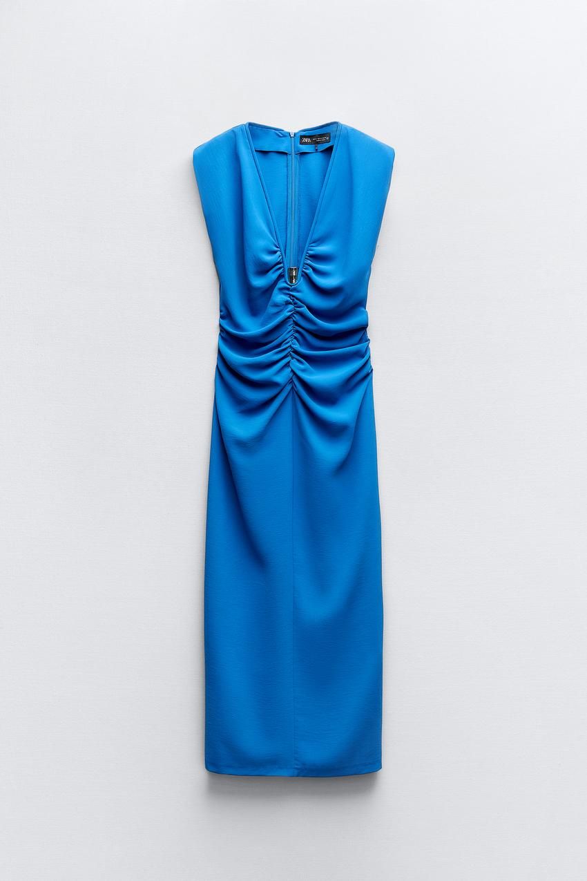 Vestido crepé detalle escote de Zara