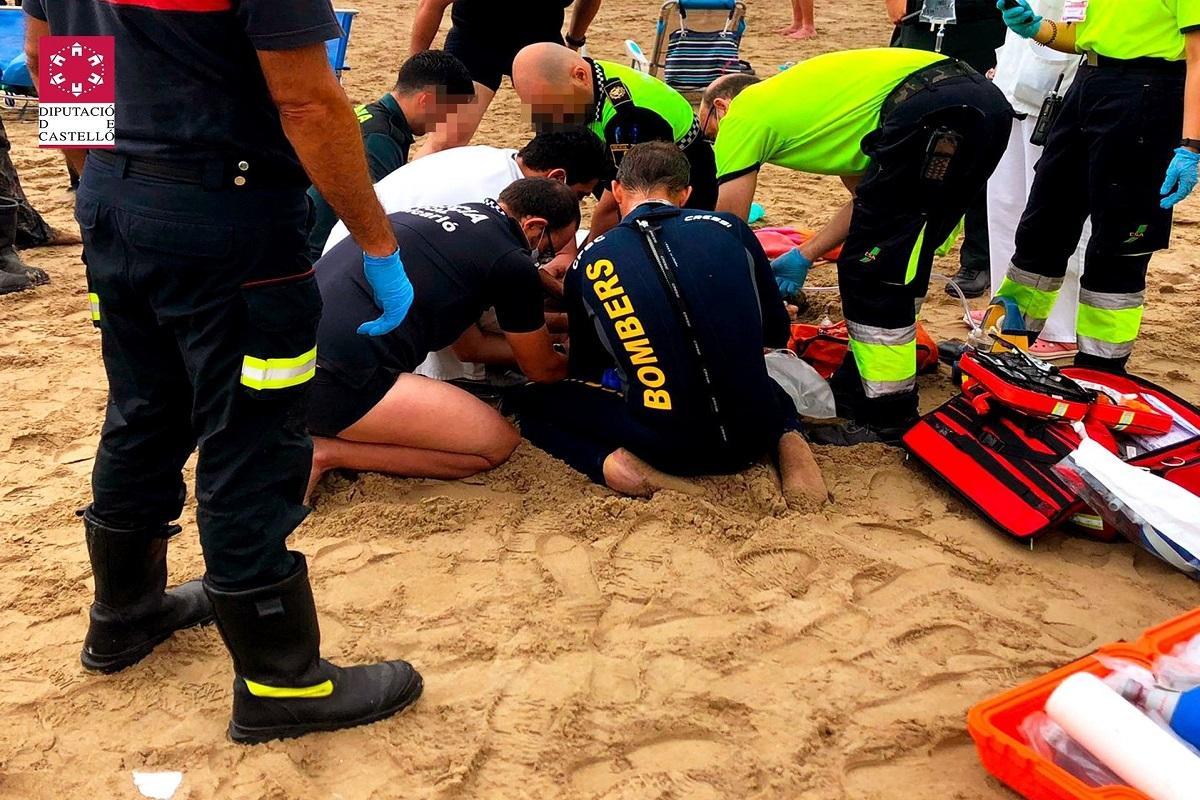 En España unas 400 personas mueren ahogados en playas, piscinas y otros entorno acuáticos.
