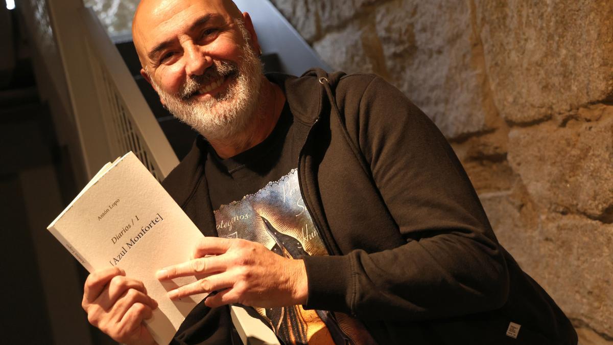Antón Lopo e Manuel Veiga reciben os Premios da Crítica en Lingua Galega