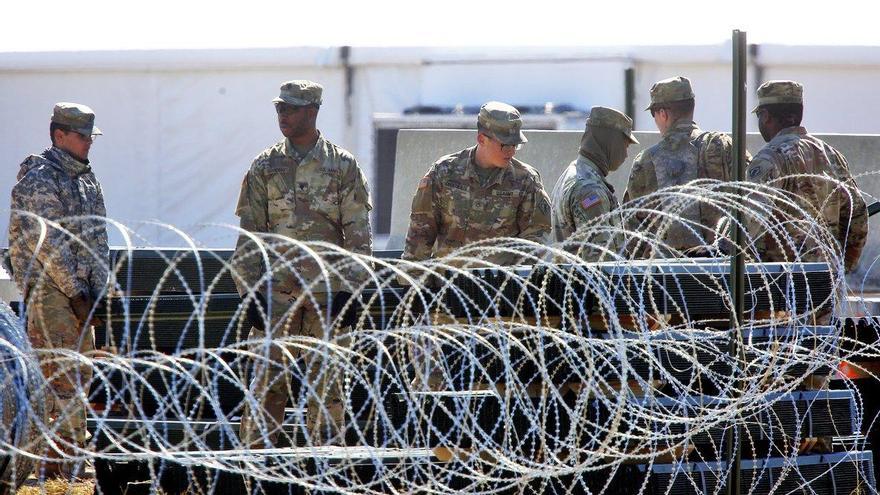Mattis dice que los militares solo &#039;colocan alambre&#039; en la frontera con México