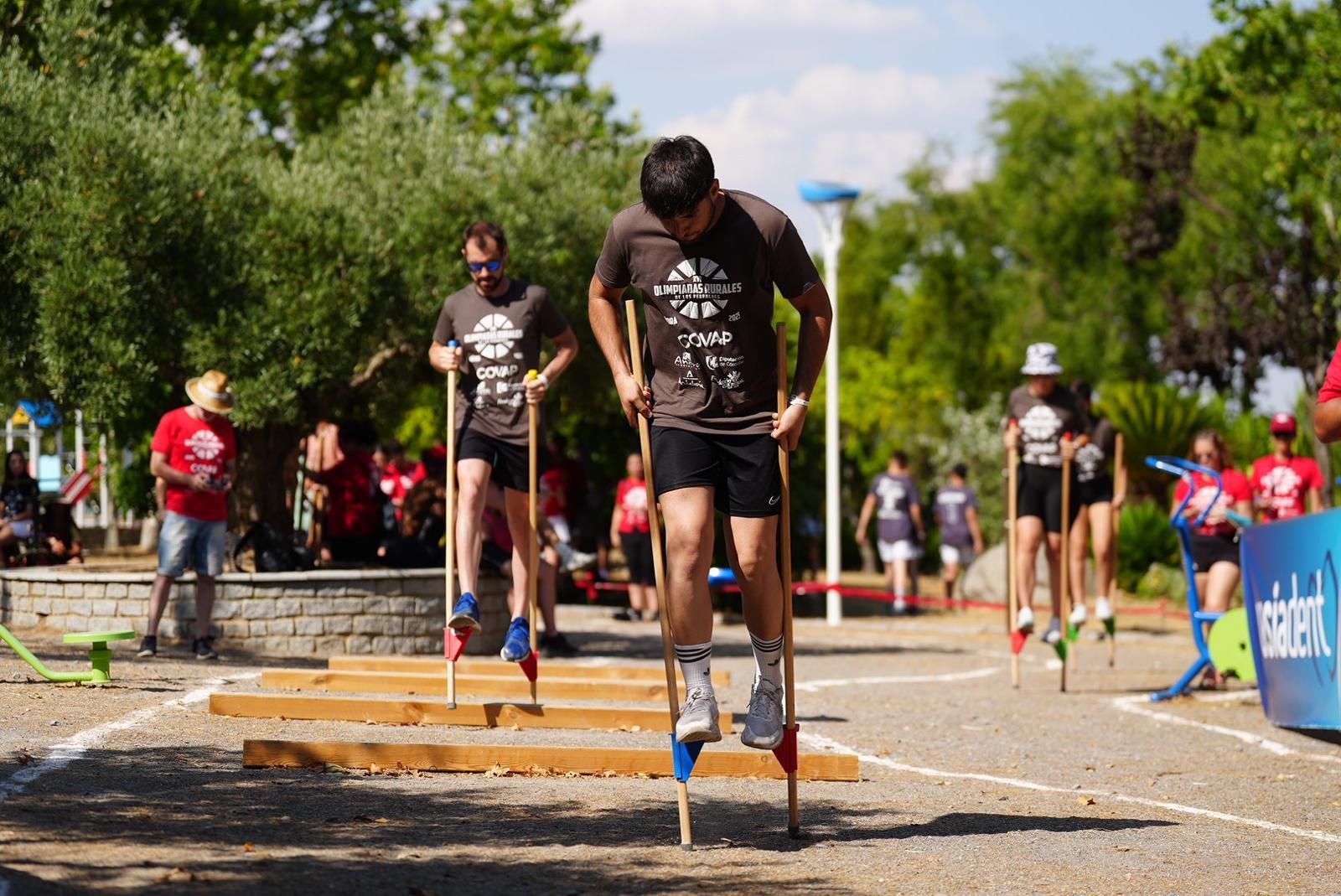 Añora vive una intensa jornada de juegos en las Olimpiadas Rurales